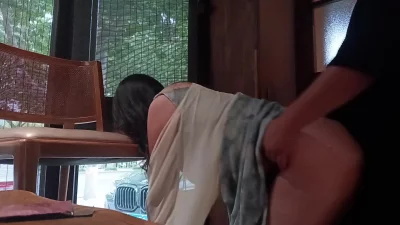 性瘾人妻饭店包间开窗做爱